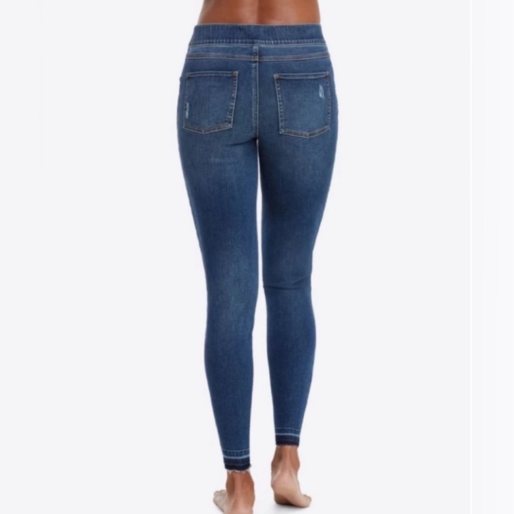 Spanx Shapewear 30 inch waist Raw Hem Skinny Jeans High Rise - Picture 2 of 9